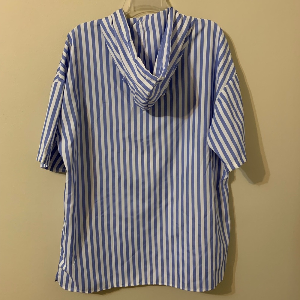 SHEIN Hooded, Button Down Top, Size: XXL